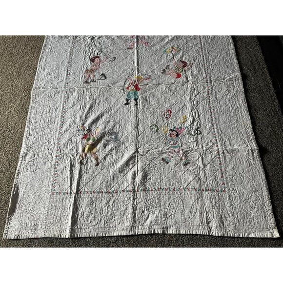 Vtg 1940's-1950's Circus Children Quilt Handmade Hand Embroidered Tapestry Quilt - Picture 3 of 10